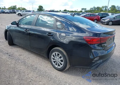 2023 Kia Forte Lx z USA, uszkodzony, nr VIN 3KPF24ADXPE562017